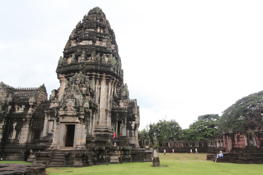 Visitors in Phimai Historical Park. Flickr, Twak